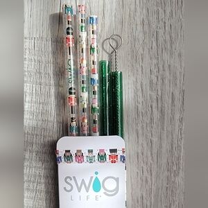 Swig Life Reusable Straw Set Classic Nutcrackers with Cleaning Brush